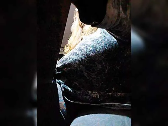 HOTBABYSUCKS1 Image 3