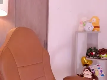 daniellerose_ Image 15