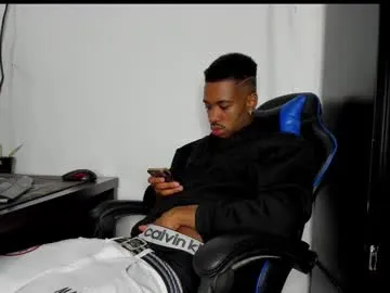 kofi_exotic_ Image 17