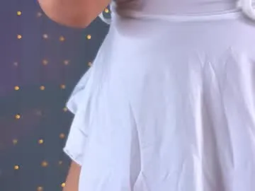 mercedes_robins Image 7