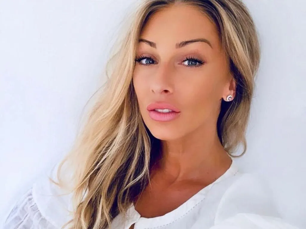 MarylinGlory's Thumb Image