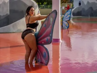 Busty_Isabell's Thumb Image