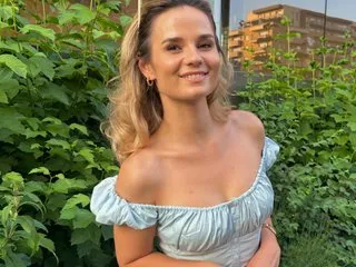 HelenWaldorf Image 4