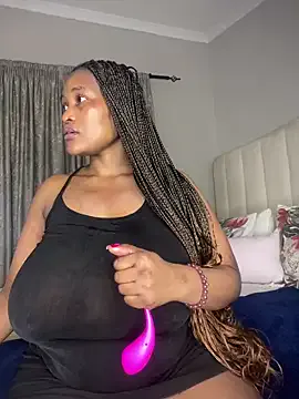 Bustygoddess32 Image 16