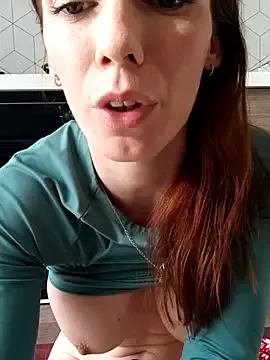 clara-francaise's Thumb Image