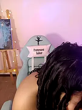 francesca_baker1007 Image 12