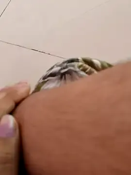 Hot-komall's Thumb Image