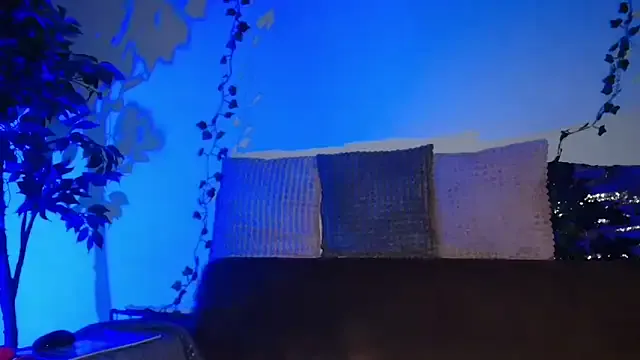 Jasmin-White Image 14