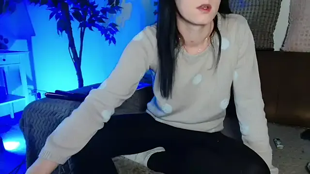 Jasmin-White Image 17