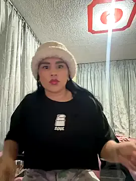 laure_torres Image 11