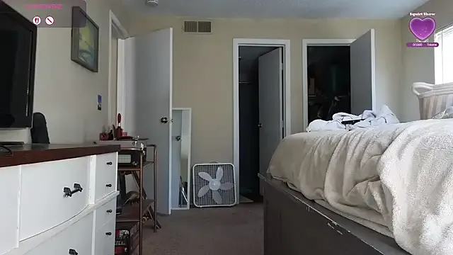 LoveSaraChristine's Thumb Image