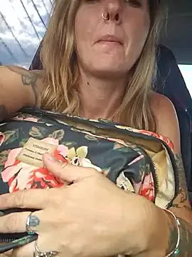 SheIsSomething Image 7